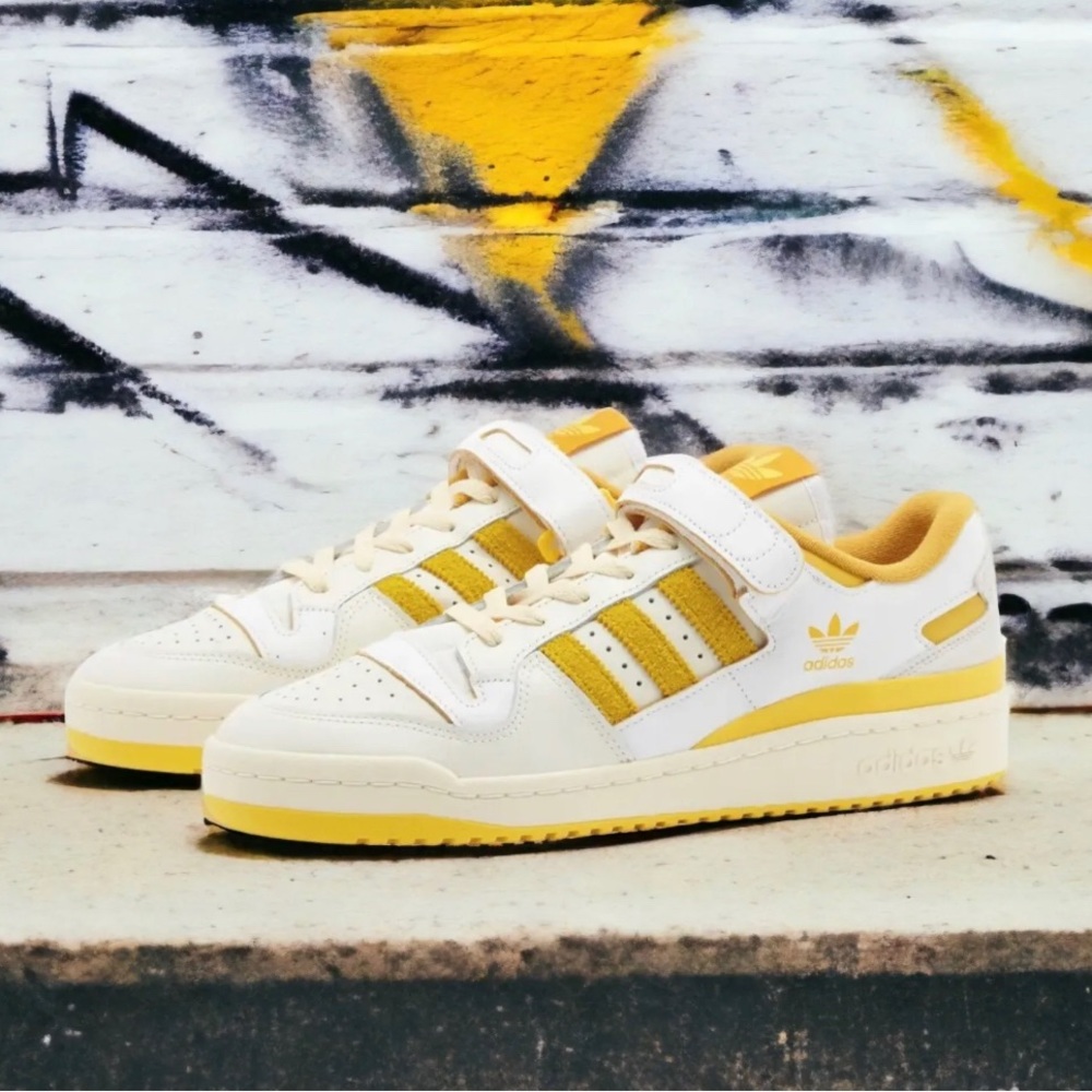 Adidas Retro Forum 84 low top sneakers NWT sz mens 7.5 womens 9